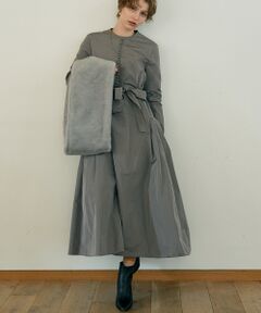 フィット&フレアタフタワンピース