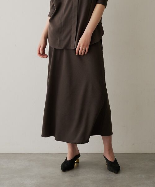 DESIGNWORKS / デザインワークス ロング・マキシ丈スカート | 【セットアップ対応】フィブリルサテンエプロン付ロングスカート【予約】 | 詳細22