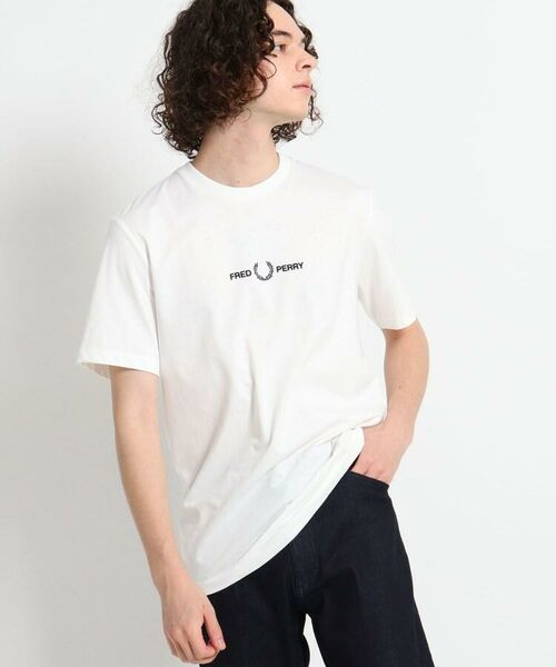 FRED PERRY ロゴTシャツ