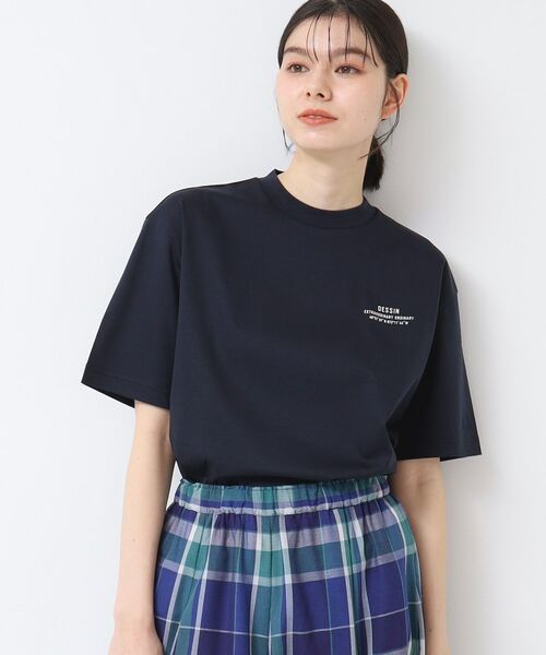 Dessin/デッサン 【ユニセックス】ポイントロゴTシャツ ネイビー(095) 01(S) Dessin/デッサン 【ユニセックス】ポイントロゴTシャツ ネイビー(095) 01(S)