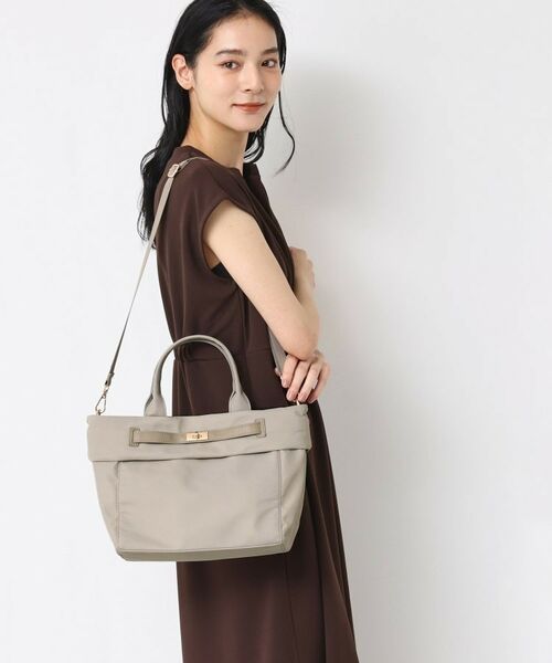 Dessin / デッサン トートバッグ | 【A4収納可・2WAY】ベルトデザインナイロン2WAYトート(グレージュ(050))