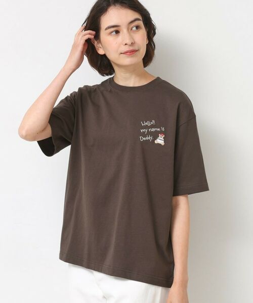 Dessin/デッサン 【ユニセックス・洗える】Deddy刺繍入り オーガニックコットンTシャツ ブラウン(044) 01(S) Dessin/デッサン 【ユニセックス・洗える】Deddy刺繍入り オーガニックコットンTシャツ ブラウン(044) 01(S)