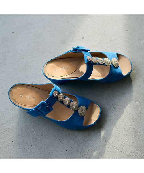 D'ICI / ディッシィ サンダル | ビジューモチーフTストラップサンダル（ブルースエード）