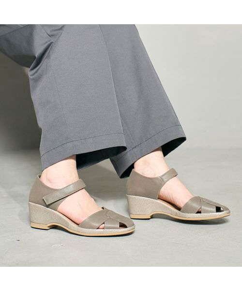 D'ICI/ディッシィ セパレートタイプウェッジソールパンプス オーク 235 D'ICI/ディッシィ セパレートタイプウェッジソールパンプス オーク 235