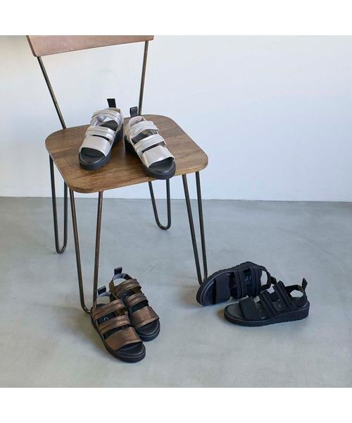 D'ICI / ディッシィ サンダル | スリーラインストレッチサンダル | 詳細17