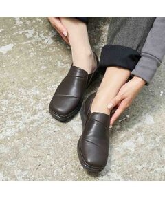 D'ICI / ディッシィ フラットシューズ | 【高機能】スクエアトゥ切り替えスリッポン