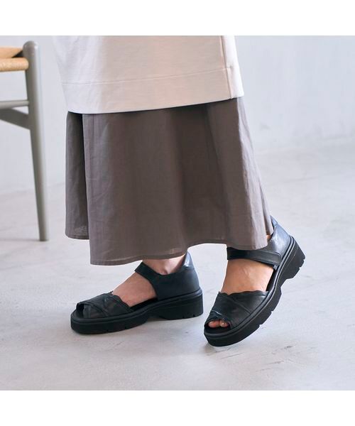 D'ICI / ディッシィ サンダル | 【軽量】クロスベルトデザインサンダル | 詳細18