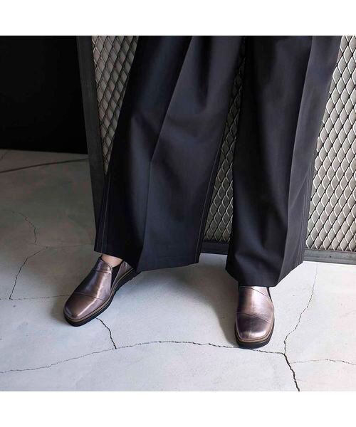 D'ICI / ディッシィ フラットシューズ | スクエアトゥ切り替えスリッポン | 詳細23