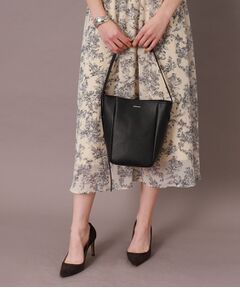 【CLASSY.5月号掲載】シュリンクレザーバケツバッグ