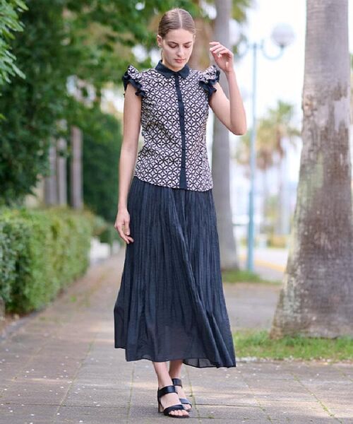 DRESSTERIOR / ドレステリア シャツ・ブラウス | 【大人百花春号掲載 モデル美香さん着用】オーバーラップウィングスリーブブラウス | 詳細7