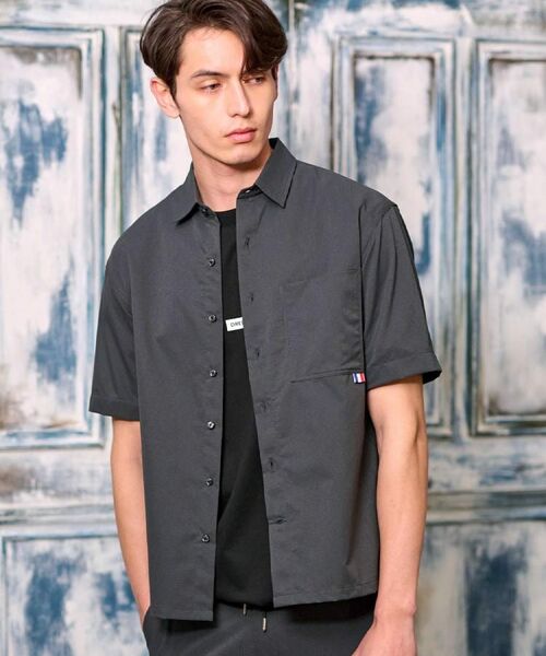 DRESSTERIOR/ドレステリア 【セットアップ可/撥水性/UVカット/Safari5月号掲載】COOL DOTS ショートスリーブシャツ グレー(012) 94(LL) DRESSTERIOR/ドレステリア 【セットアップ可/撥水性/UVカット/Safari5月号掲載】COOL DOTS ショートスリーブシャツ グレー(012) 94(LL)