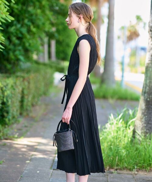 DRESSTERIOR / ドレステリア ロング・マキシ丈ワンピース | 【洗える/オンオフ】プリーツノースリーブワンピース | 詳細4