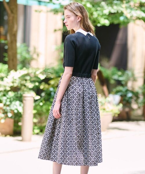 DRESSTERIOR / ドレステリア ロング・マキシ丈ワンピース | 【美人百花／モデル美香着用】オーバーラップバイカラーニットコンビワンピース | 詳細7