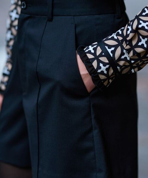 DRESSTERIOR / ドレステリア ショート・ハーフ・半端丈パンツ | 【美人百花/モデル美香着用/otonaMUSE 11月号掲載】ブラックSET UPショートパンツ | 詳細13