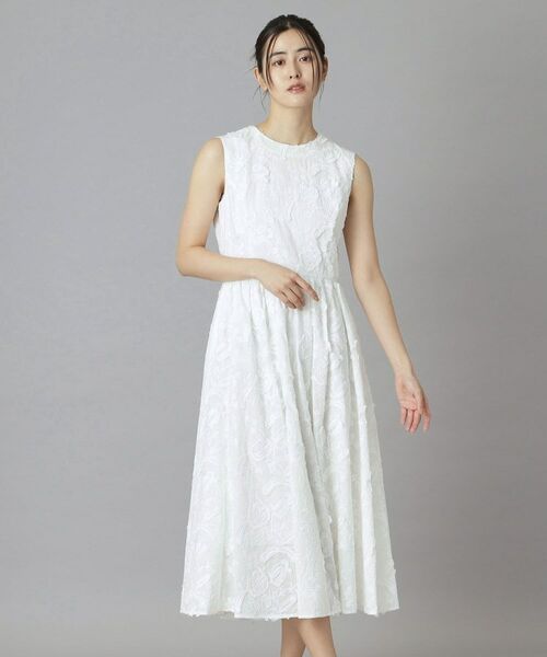 DRESSTERIOR / ドレステリア ロング・マキシ丈ワンピース | 3Dエンブロイダリーワンピース（オフホワイト(003)）