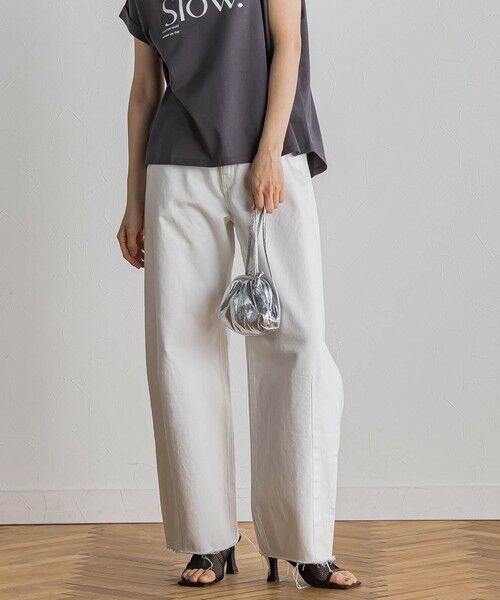 Droite lautreamont/ドロワットロートレアモン カーブデニムパンツ≪洗濯機で洗える≫ オフホワイト M Droite lautreamont/ドロワットロートレアモン カーブデニムパンツ≪洗濯機で洗える≫ オフホワイト M