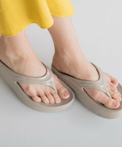 Droite lautreamont / ドロワットロートレアモン フラットシューズ | 【OOFOS】Oomega(ウーメガ)