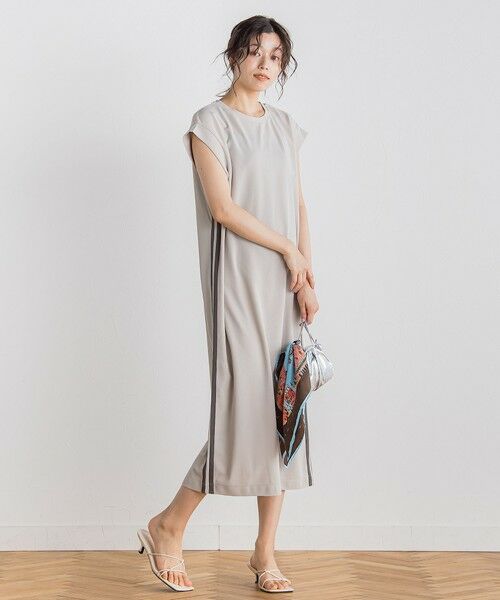 Droite lautreamont/ドロワットロートレアモン 【WEB限定】カットジョーゼットサイドラインワンピース≪手洗い可能≫ ライトグレー M Droite lautreamont/ドロワットロートレアモン 【WEB限定】カットジョーゼットサイドラインワンピース≪手洗い可能≫ ライトグレー M