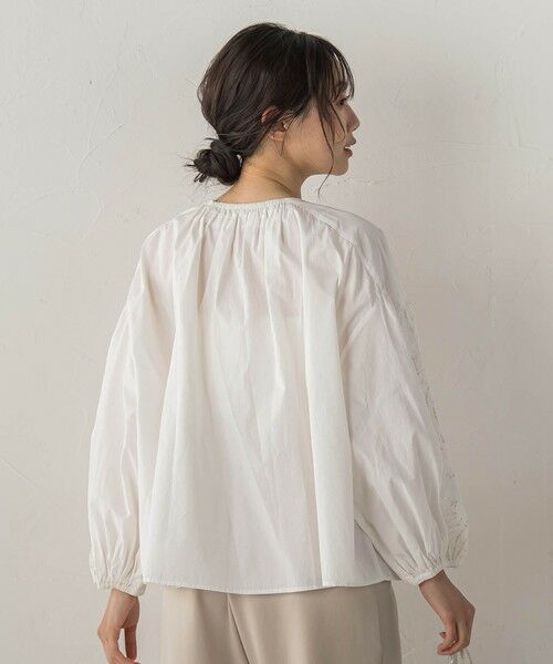 Droite lautreamont / ドロワットロートレアモン シャツ・ブラウス | フラワーエンブロイダリーブラウス | 詳細2