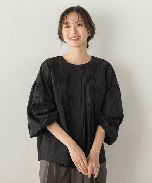 Droite lautreamont / ドロワットロートレアモン シャツ・ブラウス | フラワーエンブロイダリーブラウス（ブラック）