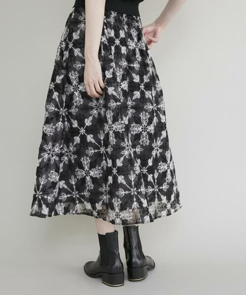 Maglie le cassetto / マーリエ ル カセット ミニ・ひざ丈スカート | 《大きいサイズ》刺繍オーガンジースカート | 詳細14