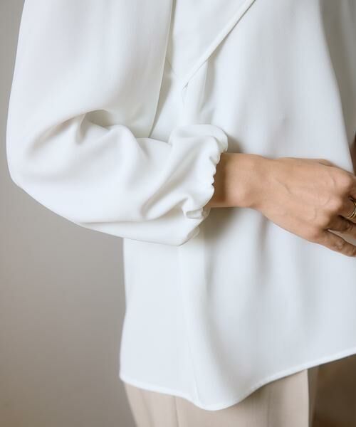 Maglie le cassetto / マーリエ ル カセット シャツ・ブラウス | 《M Maglie le cassetto×吉田理紗》華やかドレープブラウス | 詳細24