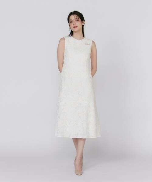 Maglie le cassetto / マーリエ ル カセット ミニ丈・ひざ丈ワンピース | 《プラスサイズ》3D刺繍レースワンピース《Maglie White》 | 詳細2