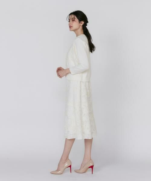 Maglie le cassetto / マーリエ ル カセット ミニ丈・ひざ丈ワンピース | 《プラスサイズ》3D刺繍レースワンピース《Maglie White》 | 詳細7