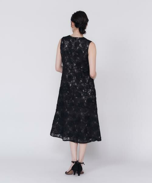 Maglie le cassetto / マーリエ ル カセット ミニ丈・ひざ丈ワンピース | 3D刺繍レースワンピース《Maglie White》 | 詳細12