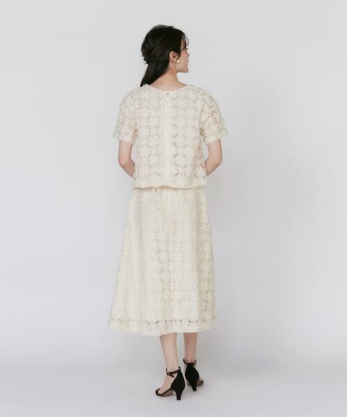 Maglie le cassetto / マーリエ ル カセット シャツ・ブラウス | 《大きいサイズ》3Dフラワーチュール2WAYプルオーバー | 詳細4