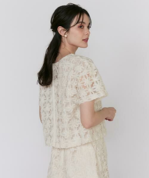 Maglie le cassetto / マーリエ ル カセット シャツ・ブラウス | 3Dフラワーチュール2WAYプルオーバー | 詳細10