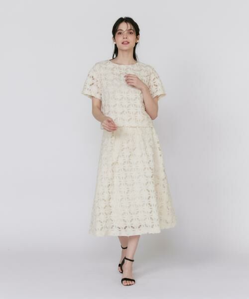 Maglie le cassetto / マーリエ ル カセット シャツ・ブラウス | 3Dフラワーチュール2WAYプルオーバー | 詳細2