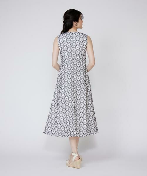 Maglie le cassetto / マーリエ ル カセット ミニ丈・ひざ丈ワンピース | 《大きいサイズ》刺繍レースワンピース | 詳細4