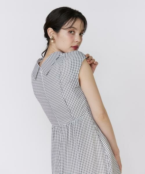 美品⁂センソユニコ⁂膝丈ワンピース チェック　リネン　フレア　パッチワーク　M 美品⁂センソユニコ⁂ 膝丈ワンピース チェック リネン フレア