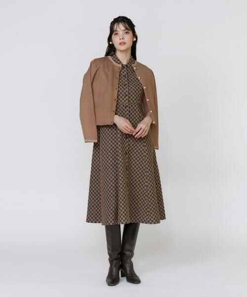 Maglie le cassetto / マーリエ ル カセット ミニ丈・ひざ丈ワンピース | 《フランドル45周年限定コレクション》《大きいサイズ》フラワー刺繍デニムワンピース《M Maglie le cassetto》 | 詳細5