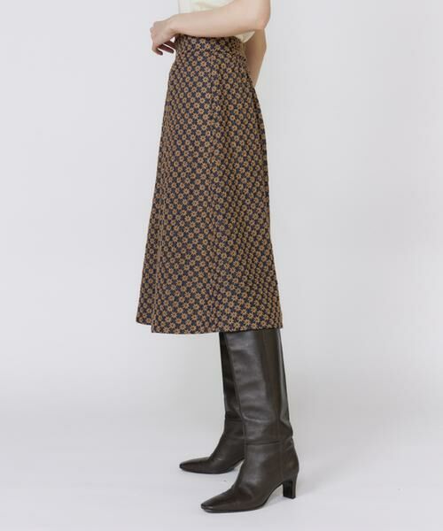 Maglie le cassetto / マーリエ ル カセット デニムスカート | 《M Maglie le cassetto》フラワー刺繍デニムスカート | 詳細11