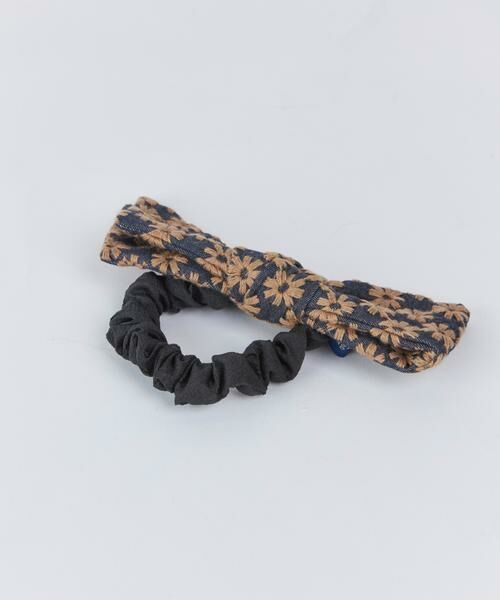 Maglie le cassetto / マーリエ ル カセット ヘアゴム・シュシュ | 《M Maglie le cassetto》フラワー刺繍デニムリボンシュシュ | 詳細11