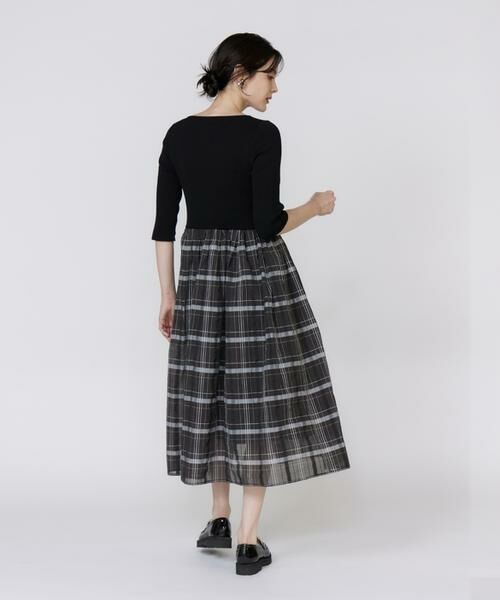 Maglie le cassetto / マーリエ ル カセット ミニ丈・ひざ丈ワンピース | シアーチェックドッキングニットワンピース | 詳細4