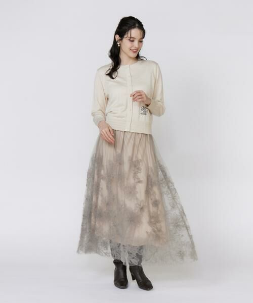 Maglie le cassetto / マーリエ ル カセット ミニ・ひざ丈スカート | 《プラスサイズ》手描き花刺繍チュールスカート | 詳細2