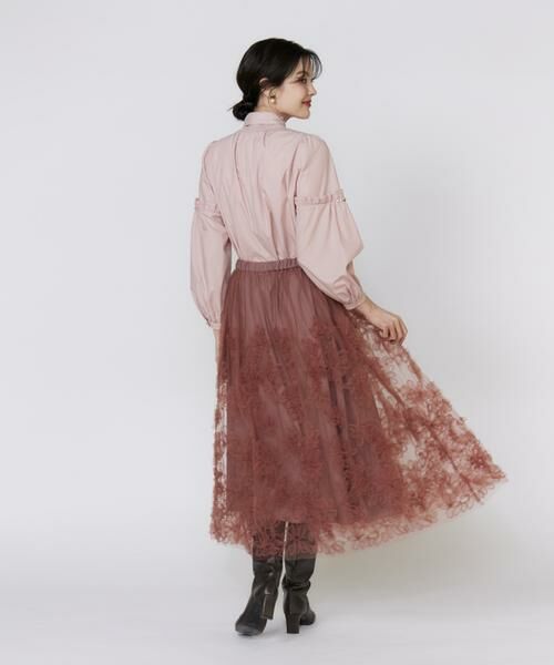 Maglie le cassetto / マーリエ ル カセット ミニ・ひざ丈スカート | 《プラスサイズ》手描き花刺繍チュールスカート | 詳細9