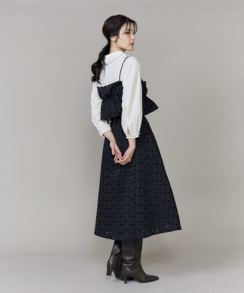 Maglie le cassetto / マーリエ ル カセット ミニ・ひざ丈スカート | フラワー刺繍タックスカート | 詳細7