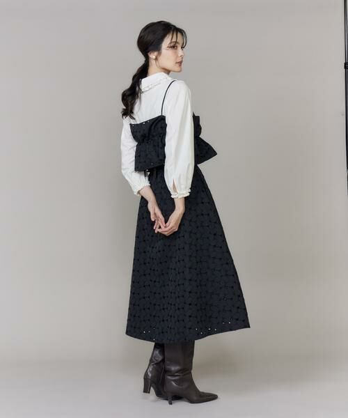 Maglie le cassetto / マーリエ ル カセット シャツ・ブラウス | フラワー刺繍ビスチェ | 詳細4