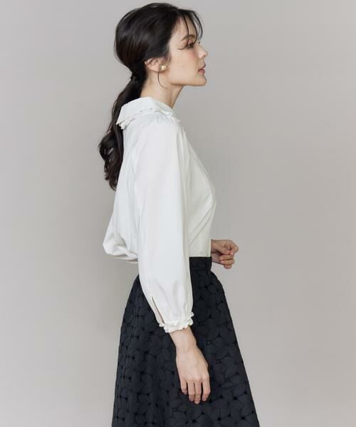 Maglie le cassetto / マーリエ ル カセット シャツ・ブラウス | 《プラスサイズ》シルキーストレッチ衿フリルブラウス | 詳細2
