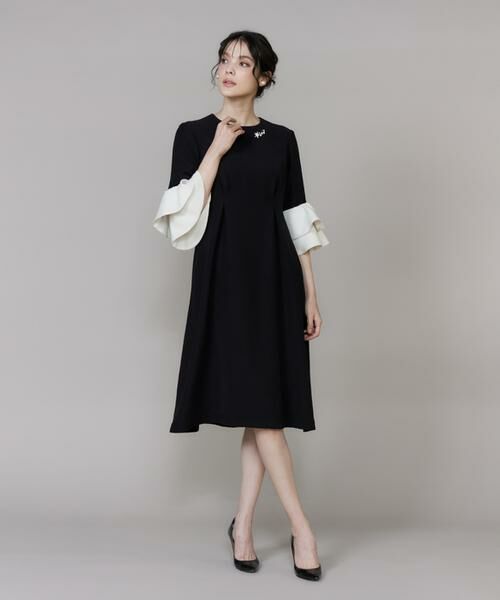 Maglie le cassetto / マーリエ ル カセット ミニ丈・ひざ丈ワンピース | 《M Maglie le cassetto》袖フリルフレアワンピース | 詳細2