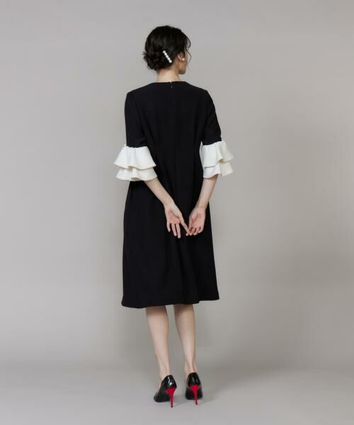 Maglie le cassetto / マーリエ ル カセット ミニ丈・ひざ丈ワンピース | 《M Maglie le cassetto》袖フリルフレアワンピース | 詳細5