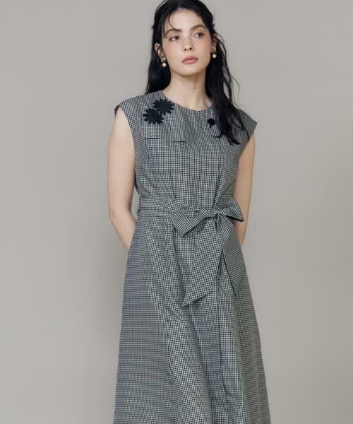 Maglie le cassetto / マーリエ ル カセット ミニ丈・ひざ丈ワンピース | 《M Maglie le cassetto》フラワーモチーフレースワンピース | 詳細1