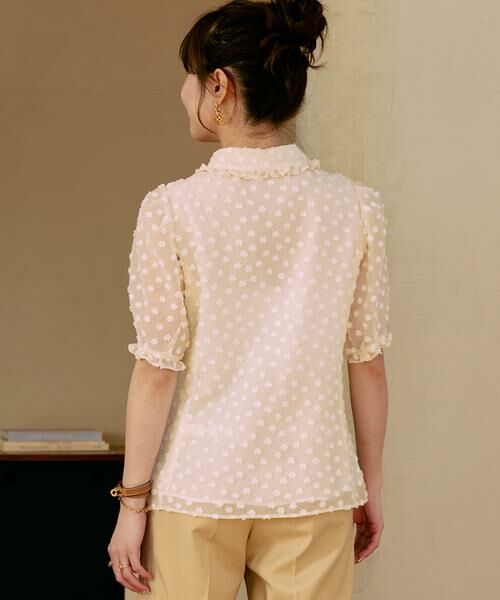 Maglie le cassetto / マーリエ ル カセット シャツ・ブラウス | 《大きいサイズ》華やぎフリルカラードットジャガードブラウス《M Maglie le cassetto×冨張愛》 | 詳細8