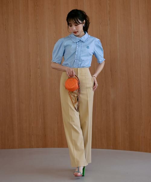 Maglie le cassetto / マーリエ ル カセット シャツ・ブラウス | 《大きいサイズ》華やかフリルカラーロゴ刺繍ブラウス《M Maglie le cassetto×冨張愛》 | 詳細2