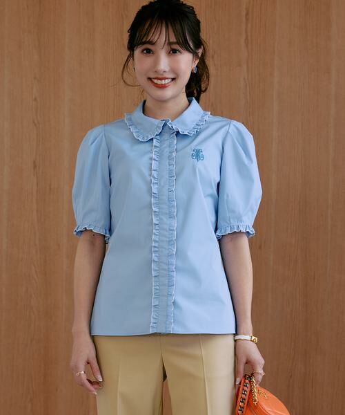 Maglie le cassetto / マーリエ ル カセット シャツ・ブラウス | 《大きいサイズ》華やかフリルカラーロゴ刺繍ブラウス《M Maglie le cassetto×冨張愛》 | 詳細9