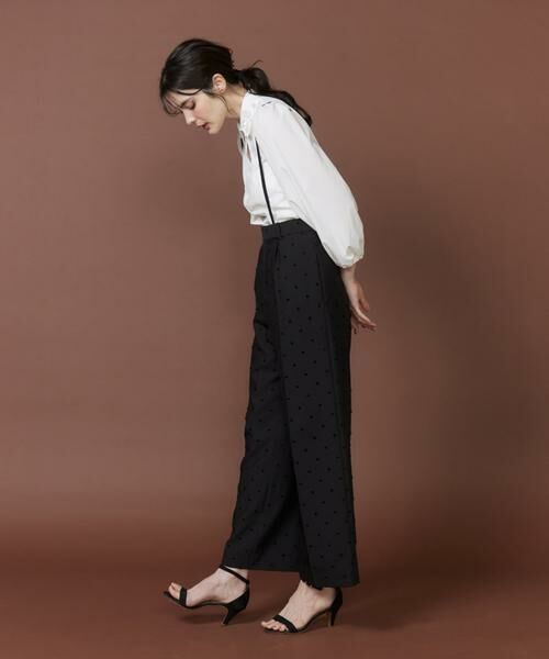 Maglie le cassetto / マーリエ ル カセット スラックス・ドレスパンツ | サスペンダー付きドットジャガードパンツ|ハイウエストで足長効果を叶える大人パンツ | 詳細4